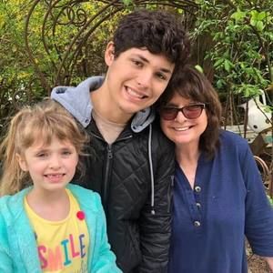 Meet your Posher, Joan